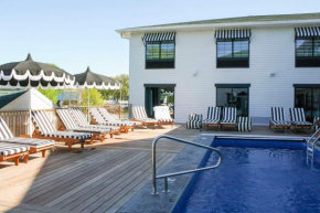 The Inn Hotel, Ascend Hotel Collection